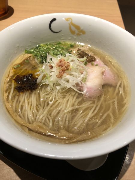 「真鯛と蛤の塩そば950円」@SOBAHOUSE 金色不如帰 新宿御苑本店の写真