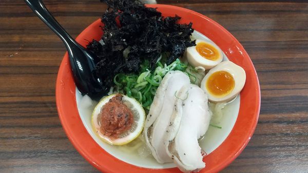 「冷やしらーめん（限定）850円」@百麺 中目黒店の写真