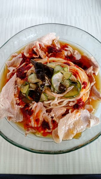 「黒酢&リンゴ酢の酢辣麺　970円」@拉麺 しのざきの写真