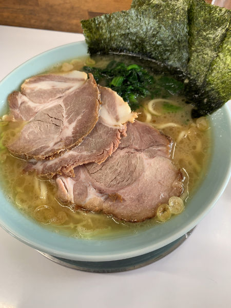 「ラーメン並+チャーシュー」@横浜家系ラーメン 楊喜家の写真