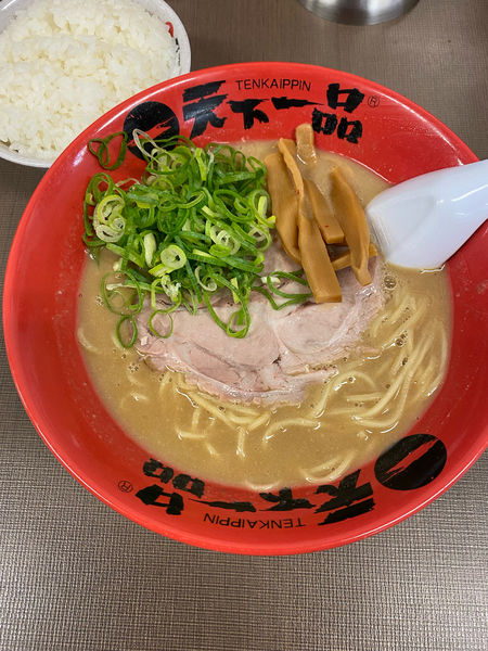 「サービス定食（こってり）➕麺固め」@天下一品 錦糸町店の写真