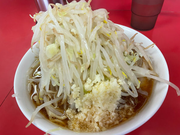 「小麺半分豚増しヤサイニンニク」@ラーメン二郎 茨城守谷店の写真