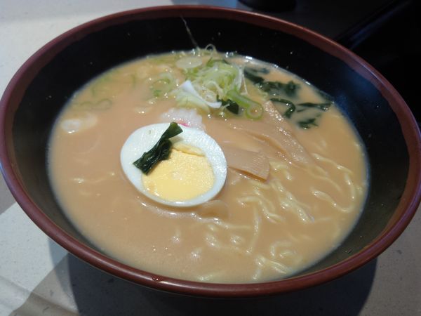「大地の濃厚みそラーメン　４６０円」@名代 富士そば 北千住店の写真