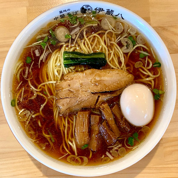 「味玉入り中華そば ¥800円」@築地の中華そば 伊蔵八の写真