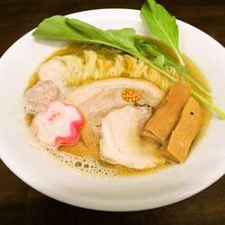 しおらぁめん(800円)