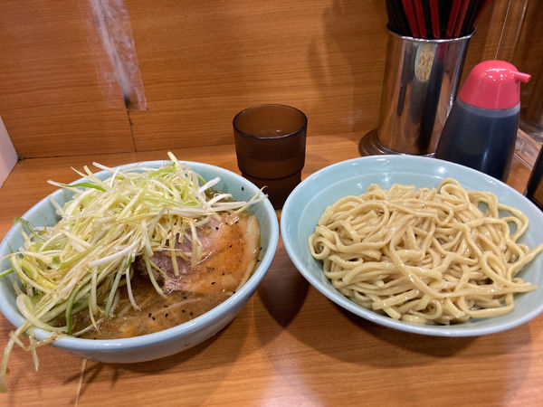 「シークワーサーつけ麺　麺少なめ　ネギ」@ラーメン二郎 八王子野猿街道店2の写真