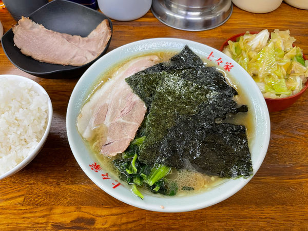 「ラーメン スモチャ キャベチャ ライス」@横浜家系ラーメン上々家の写真