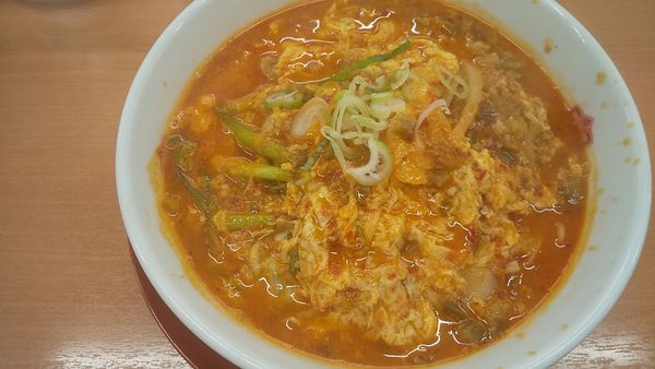 「【期間限定】大宮担々麺・大盛（¥650・サービス券)」@日高屋 神田南口店の写真