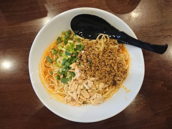 「四川担担面（汁なし/小辛）」@寅騰(YINTENG)の写真