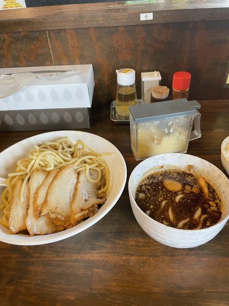 「濃厚つけ麺（大盛り＆味玉&バラチャーシュー）」@濃厚つけ麺 茜堂の写真