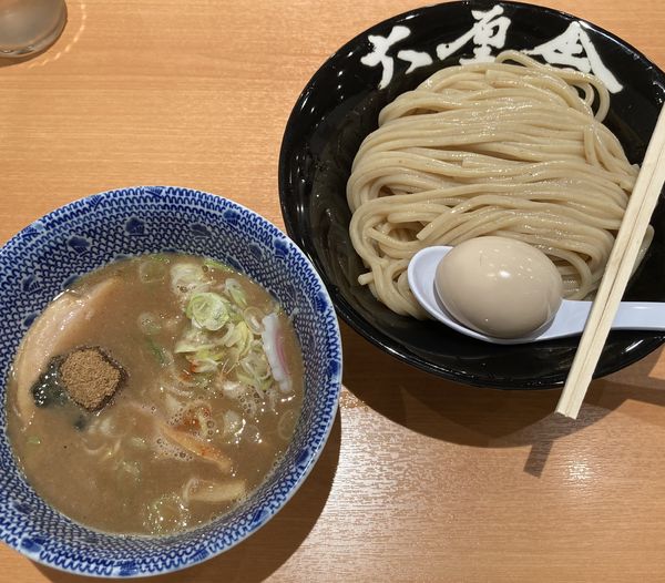 「特製つけ麺（1080円）」@六厘舎の写真
