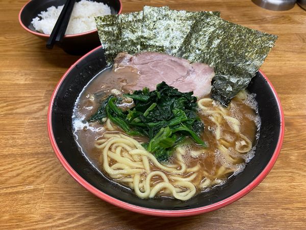 「ラーメン大盛り」@麺家 紫極の写真