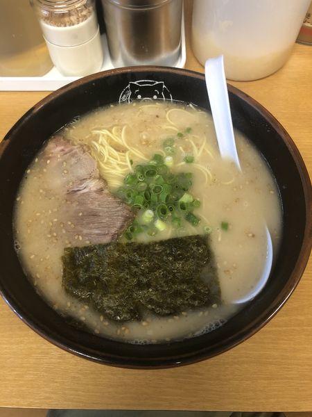 「博多ラーメン　かため　650円」@博多ラーメン長浜や 元住吉店の写真