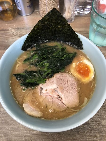 「レディースらーめん（ほうれん草）　550円」@横浜らーめん 渡来武の写真