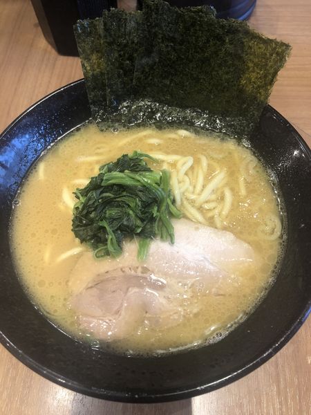 「ラーメン 700円」@横浜家系 ラーメン銀家の写真
