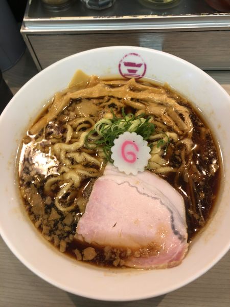 「ラーメン　690円　大盛り」@横浜中華そば 維新商店の写真
