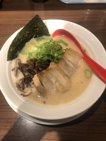 「豚骨塩　580円」@博多らーめん 一心堂 蒲田店の写真