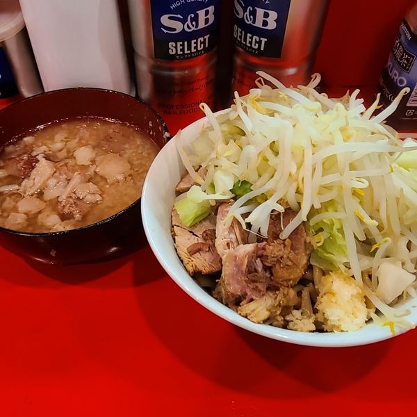 「つけ麺　小　豚入り」@ラーメン二郎 府中店の写真