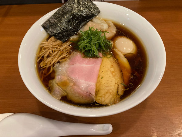 「特製ラーメン」@自家製手もみ麺 鈴ノ木の写真