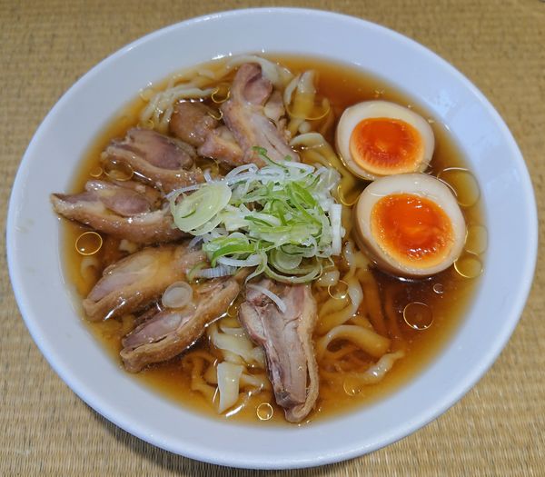 「【限定】冷やし親鶏中華そば＋自家製煮卵」@手打 親鶏中華そば 綾川の写真