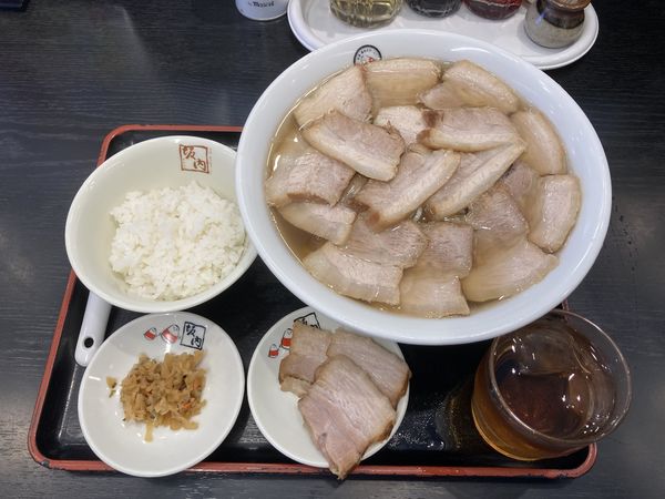 「焼豚ラーメン」@喜多方ラーメン 坂内 川口東口店の写真