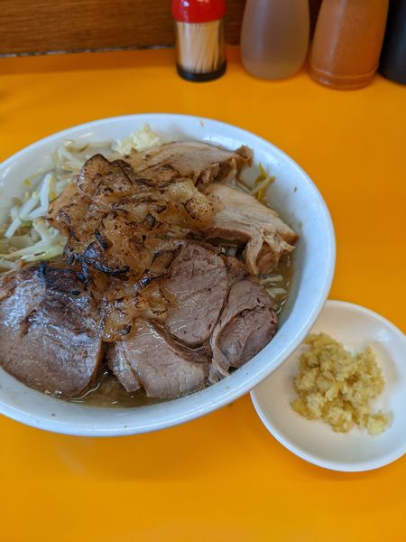 「ブタミニラーメン＋ショウガ」@ラーメンエース 八王子店の写真