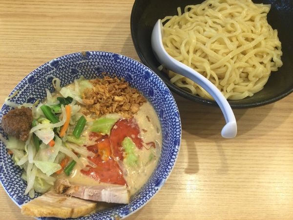 「【夏季限定】冷やしゴマ味噌つけ麺(¥850)」@東京タンメン トナリ 西葛西店の写真