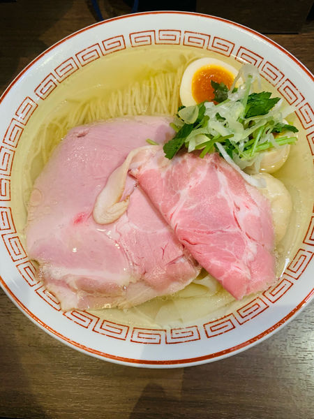 「特製ラーメン　白」@八咫烏の写真