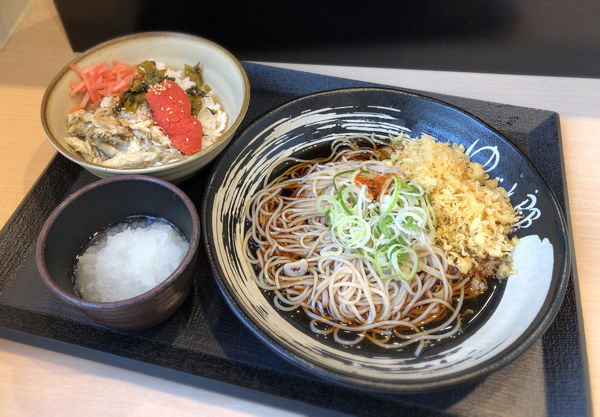 「焼鯖ごはん(390円)+おろし(クーポン)」@ゆで太郎 環七西瑞江店の写真