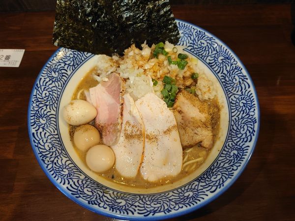 「特製煮干し中華蕎麦（玉ねぎTP）」@煮干し中華蕎麦 山崎の写真