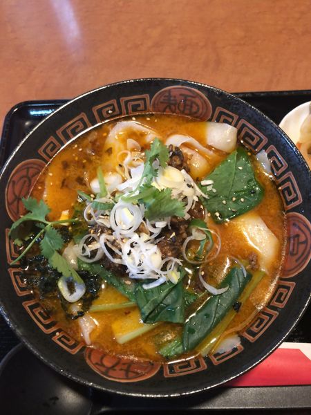 「担々刀削麺（小）　590円」@多福楼 川崎店の写真