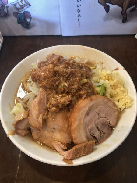 「ミニラーメン　750円 ※コール　ニンニクまし、あぶら」@麺屋 歩夢の写真