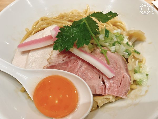 「濃厚卵のまぜ SOBA」@むぎとオリーブ さいたま新都心店の写真