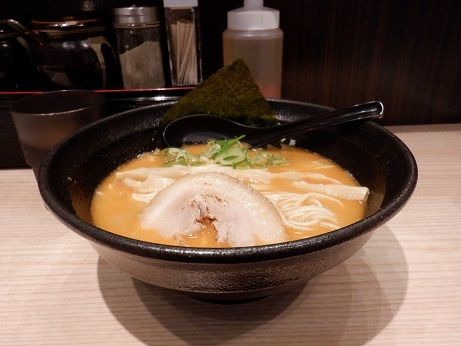 「海老らぁめん」@小杉らぁめん 夢番地の写真