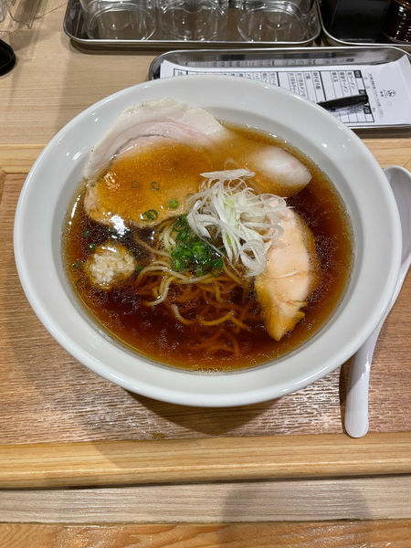 「煮干醤油ラーメン」@ラーメン普通の写真