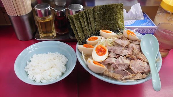「ネギ塩チャーシュー麺、その他」@ラーメンショップ 牛久結束店の写真