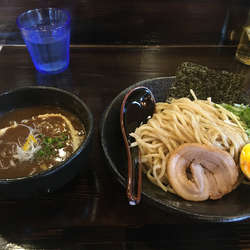 濃厚魚介つけ麺