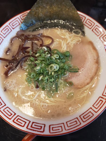 「定番長浜らーめん」@博多長浜らーめん 六角堂 八王子店の写真