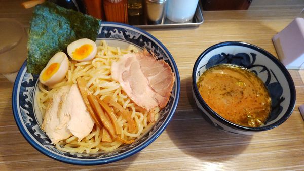 「味玉つけ麺(大盛)」@秋葉原つけ麺 油そば 楽の写真