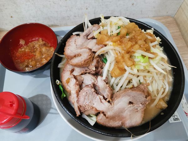 「豚ラーメン大」@ラーメン 中毒 東向島店の写真