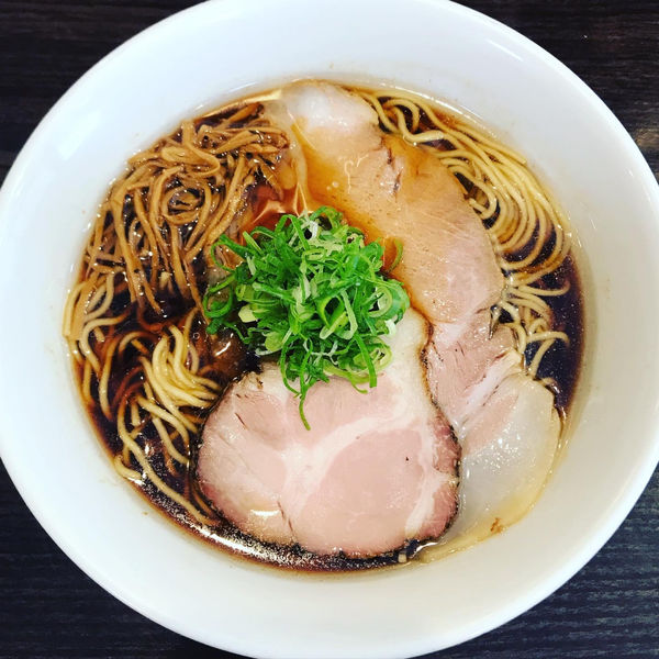 「醤油ラーメン」@かしわぎの写真