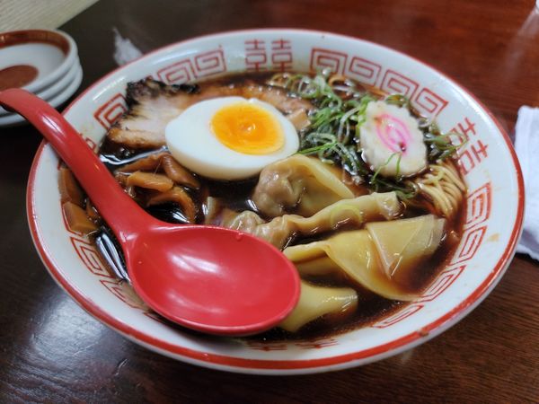 「ワンタン麺」@荒野のラーメンの写真