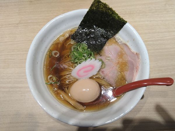 「味玉中華そば醤油（900円）」@中華そば 葵の写真