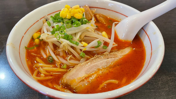 「にんにく辛麺」@ラーメン 天の写真