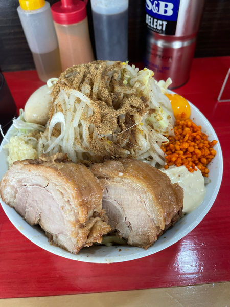 「まぜそば　チャーシュー」@鷹の目 川口店の写真