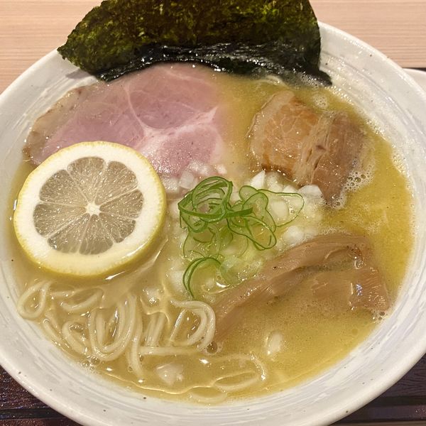 「塩らーめん」@麺家 心専の写真