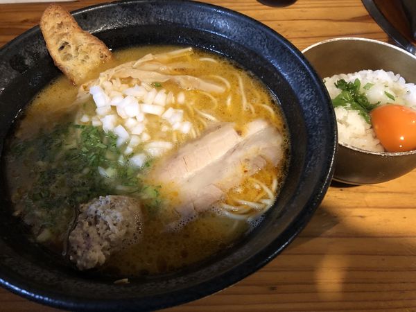 「鶏塩そば　玉子かけご飯」@はりけんラーメン 南店の写真