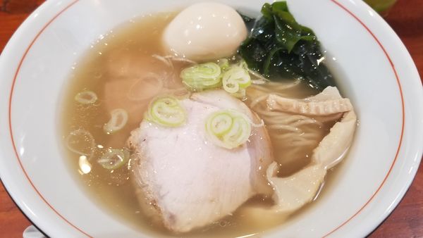 「中華そば　塩　味玉トッピング」@麺処72の写真