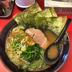 横浜家系ラーメン 東横家の画像
