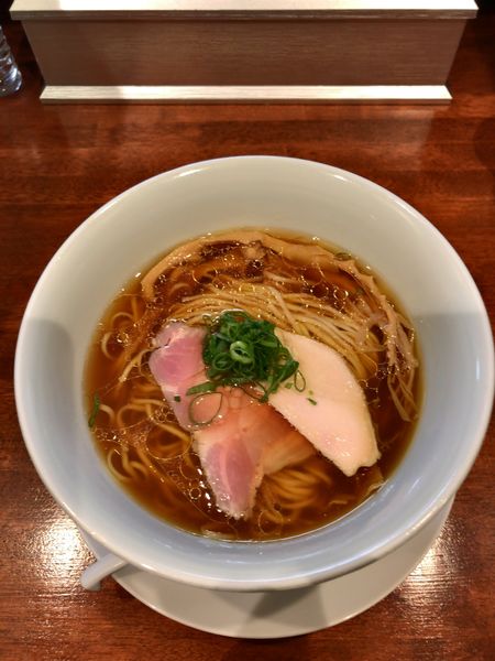 「醤油らぁ麺　800円」@麺や維新の写真